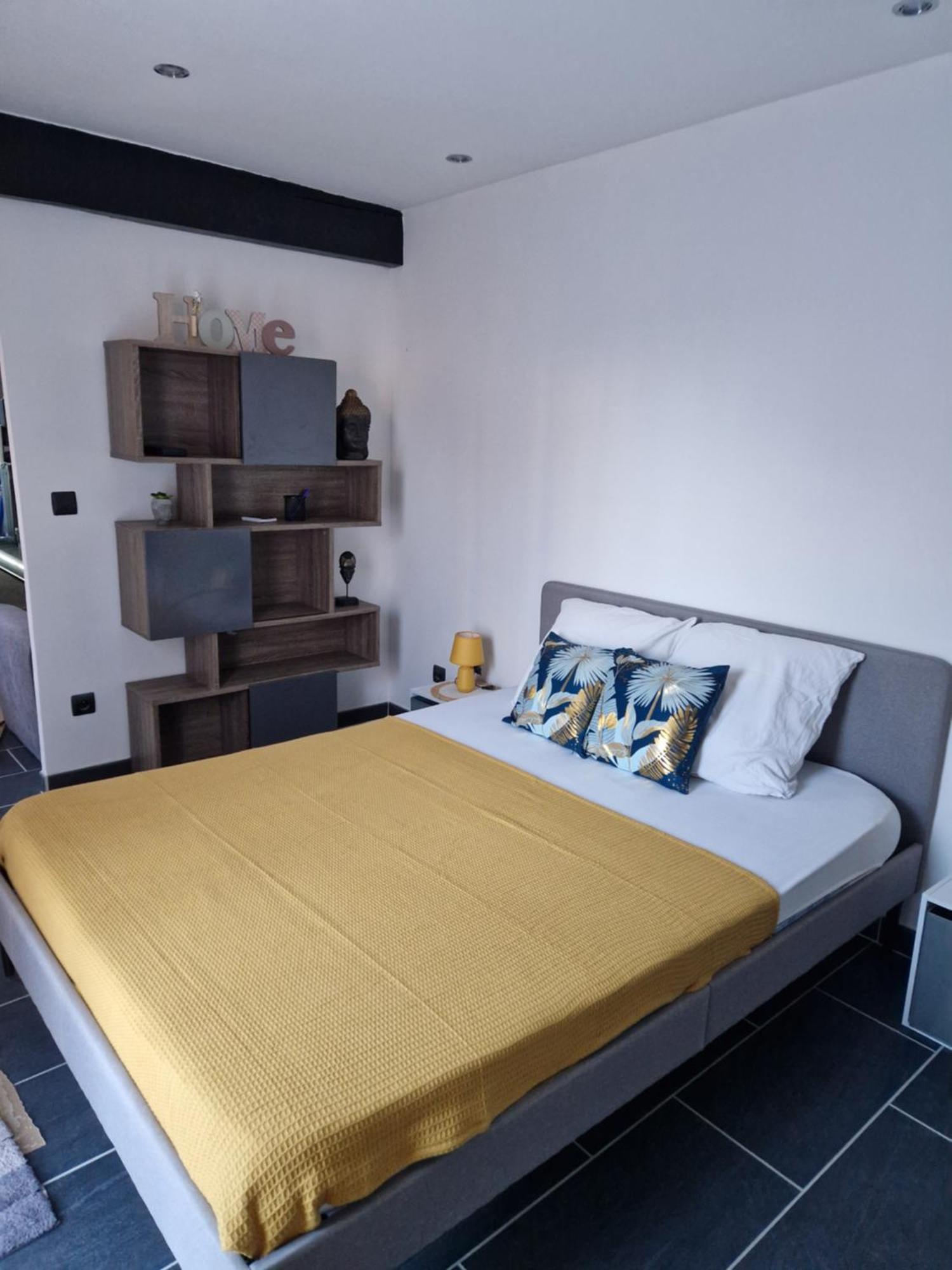 Grand Studio 2 Personnes Saint-Amand-Mont-Rond Exterior foto